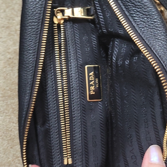 PRADA leather handbag - Picture 7 of 13